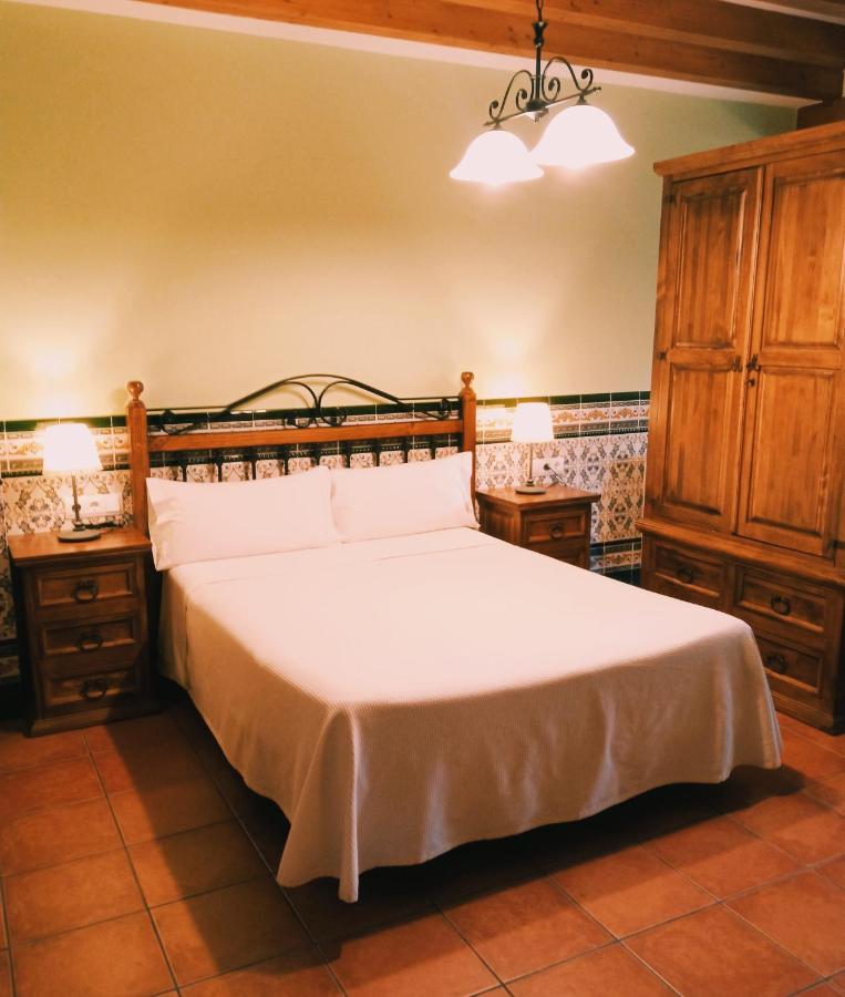 Apartamentos Los Rosales De Isabel Corral de Ayllon Buitenkant foto