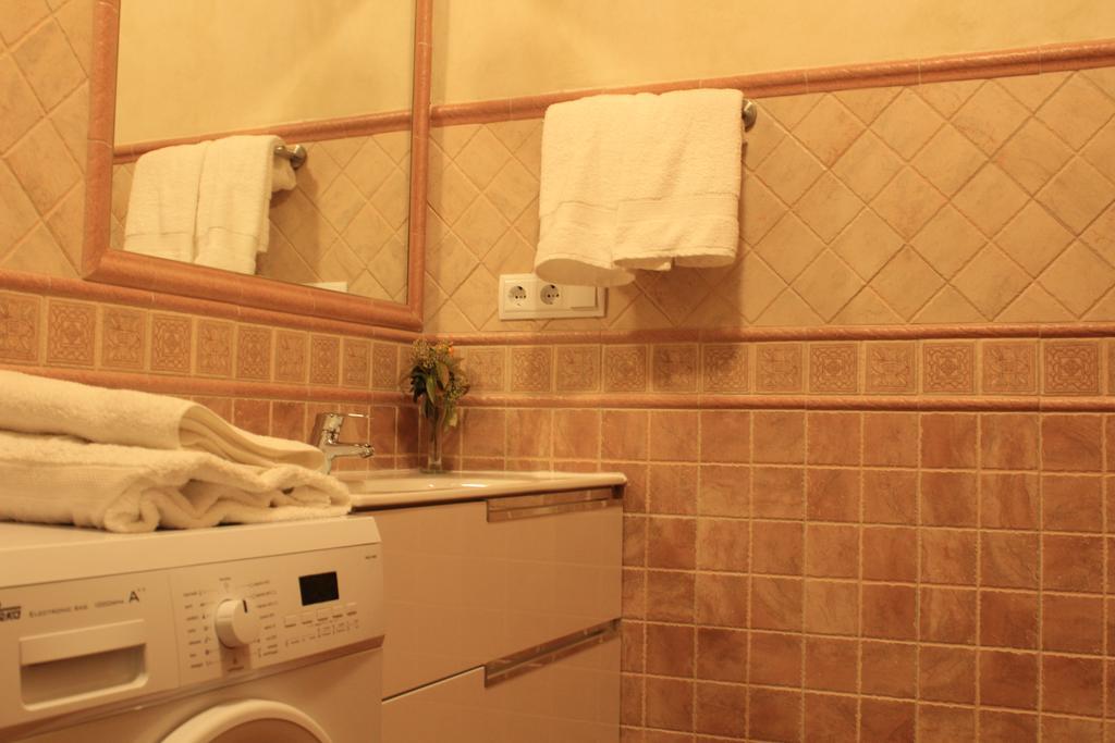 Apartamentos Los Rosales De Isabel Corral de Ayllon Buitenkant foto