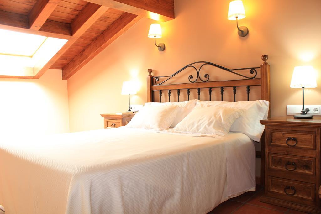 Apartamentos Los Rosales De Isabel Corral de Ayllon Buitenkant foto