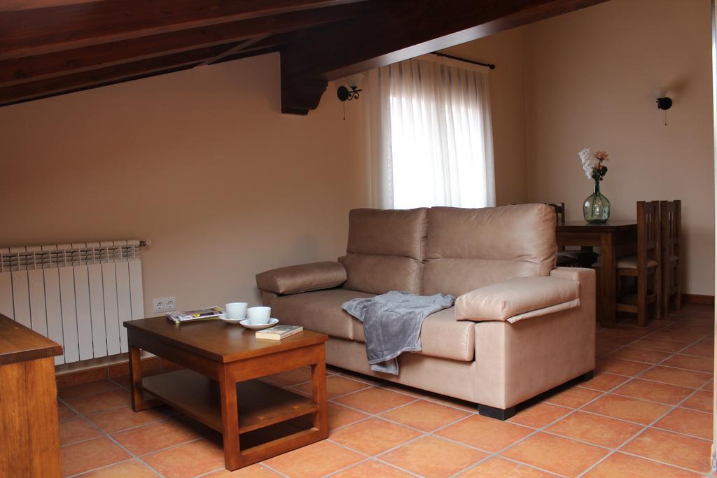 Apartamentos Los Rosales De Isabel Corral de Ayllon Buitenkant foto